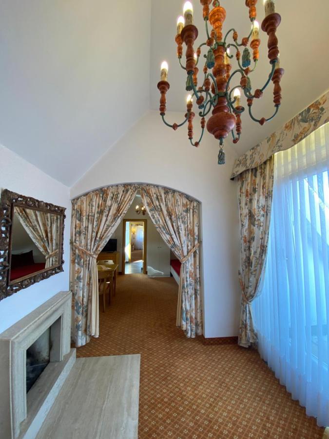 Hotel Krone Ohg ゲルリンゲン エクステリア 写真