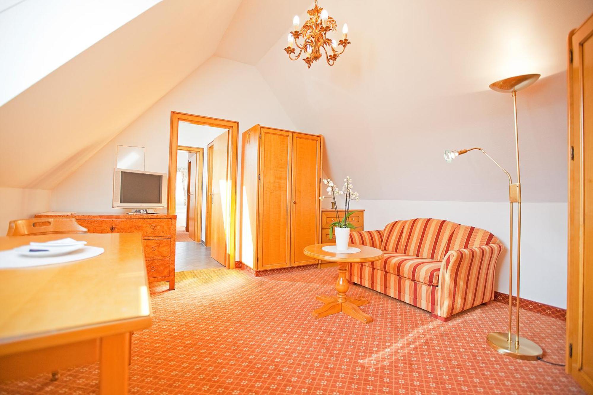 Hotel Krone Ohg ゲルリンゲン 部屋 写真